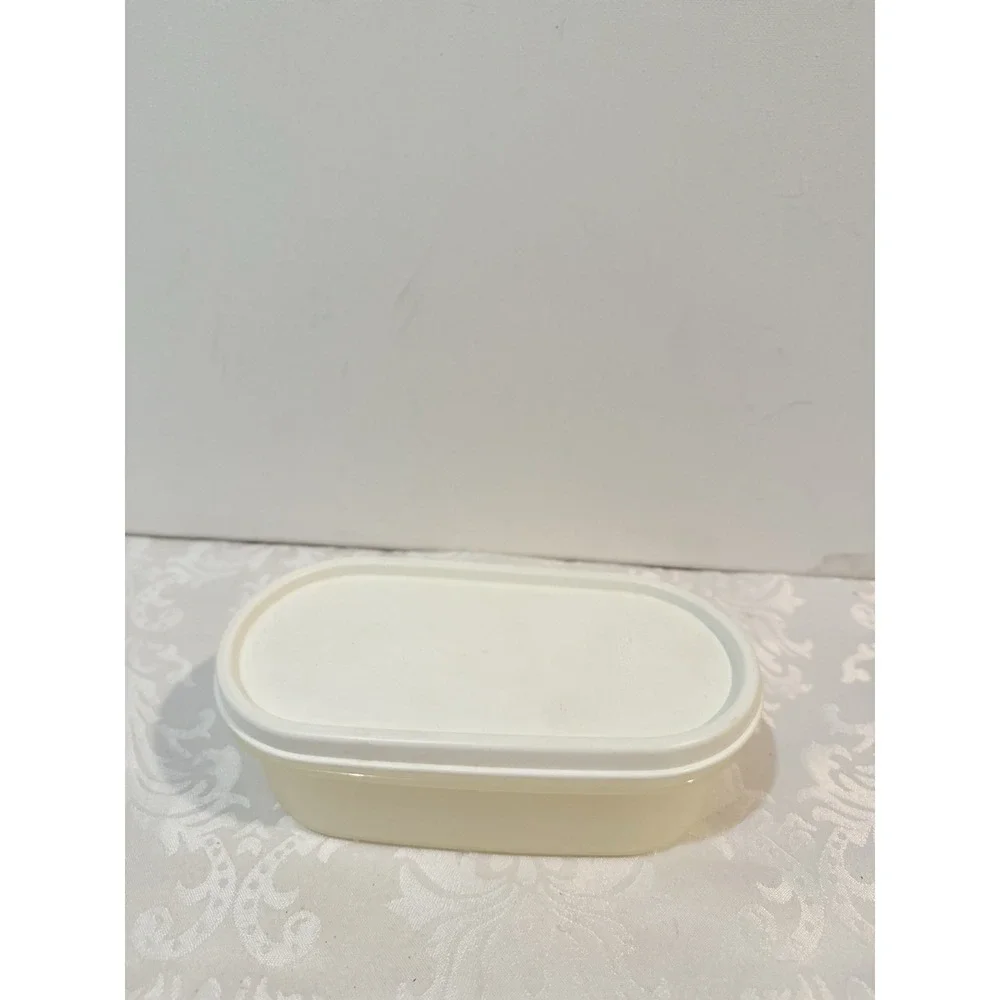 Tupperware Modular Mate‎ #1611 Oval Container 500 ml  Beige 7x3.5x3